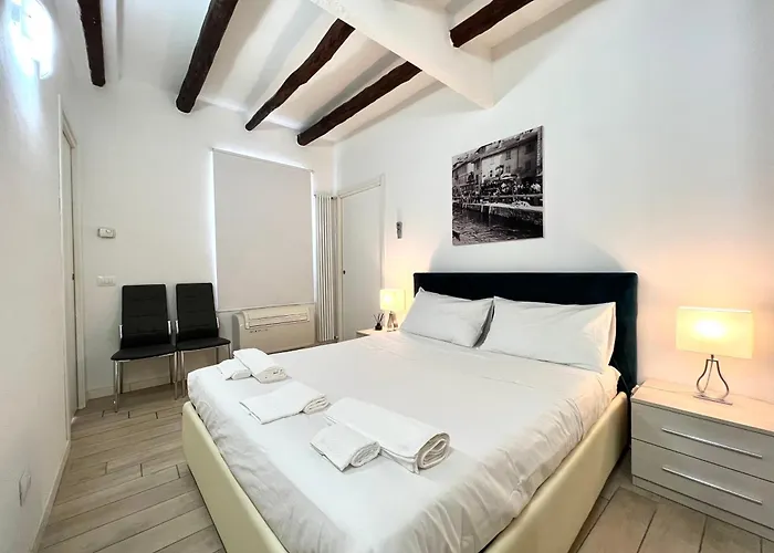 Beautiful View Navigli Appartement