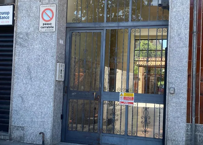 Appartamento E.g. House *