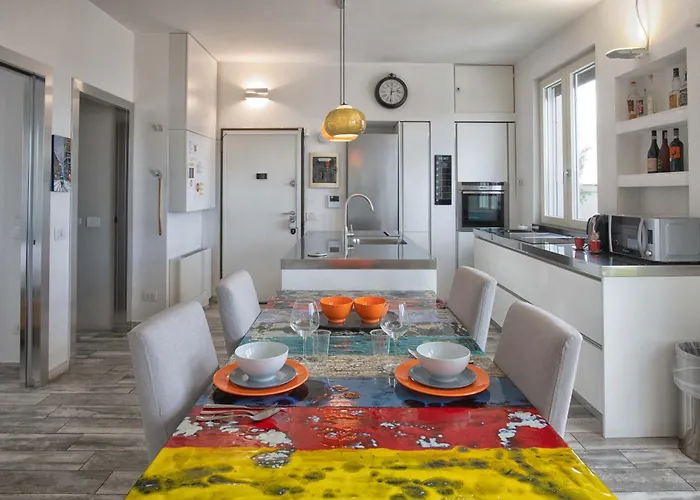 Luxury Flat With Terrace / Stunning Skyline View 아파트
