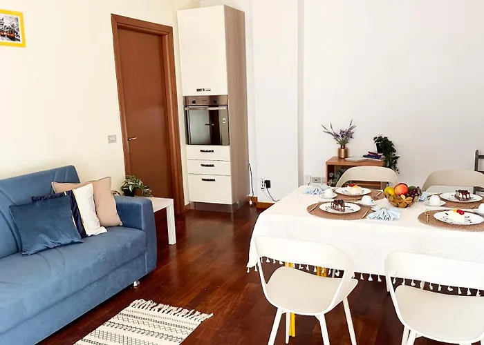 Ihost - Bergamo 12 * Milan