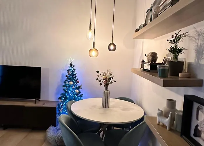Kittens House *