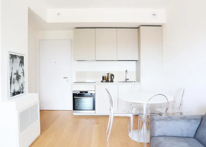 Apartament Tower Garden Niguarda Apt-4pax-wifi *