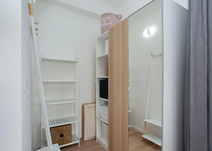 شقة Gambara Urban Flat - Stylish And Next To Metro *