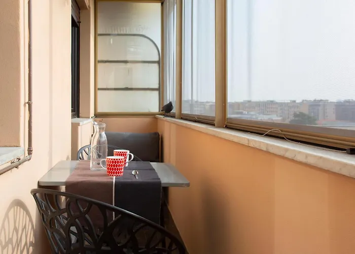 Gambara Urban Flat - Stylish And Next To Metro ميلان