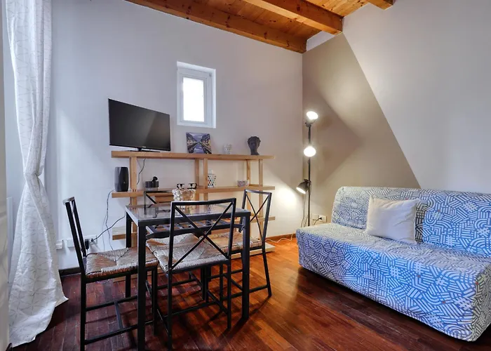 Joivy Welcoming Flat With Balcony Next To Naviglio Grande Appartement Milan