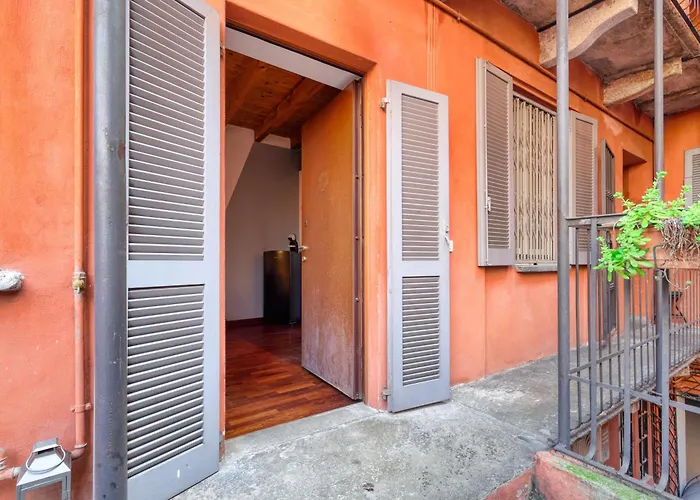 Joivy Welcoming Flat With Balcony Next To Naviglio Grande Milan