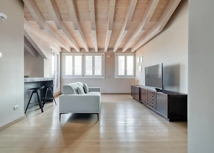 Apartment Joivy Elegant With Parking And Balcony *