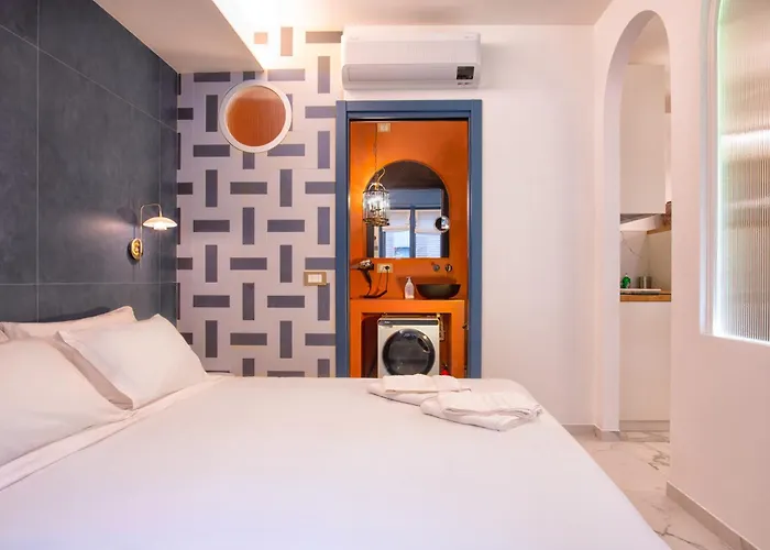 Ms Marple Luxury Station Apartment Milan