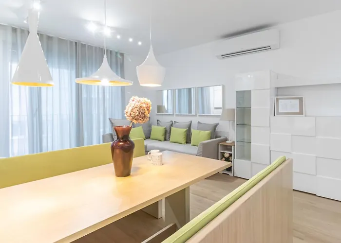 Italianway Comfort - Compagnoni 12 - Mir... Апартаменты Милан