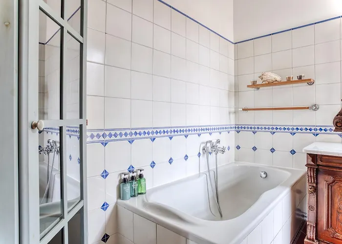 아파트 Balilla30; Spacious 2 Bedroom Next To Center