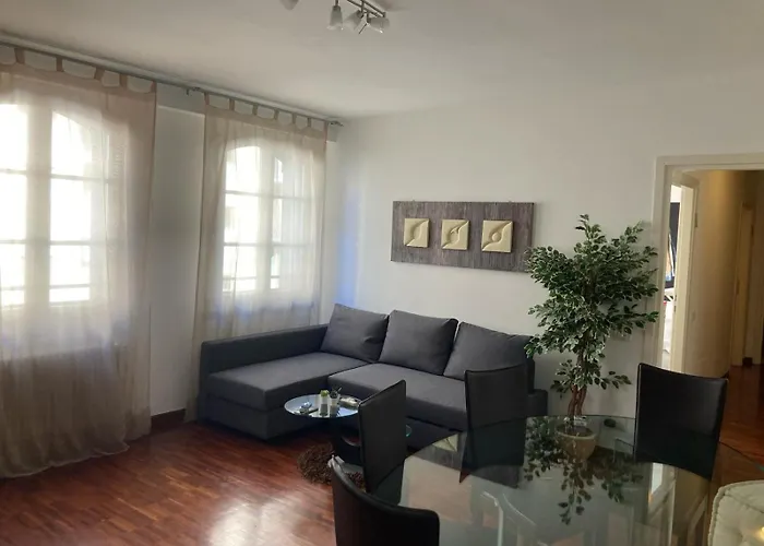 Accomodo - Mit51 Trivano Cenisio Daire *