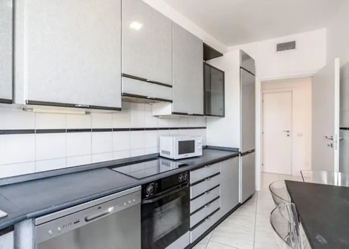 Comfort In Apartment *