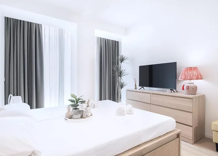 아파트 Easylife - - Macchi 61 - *