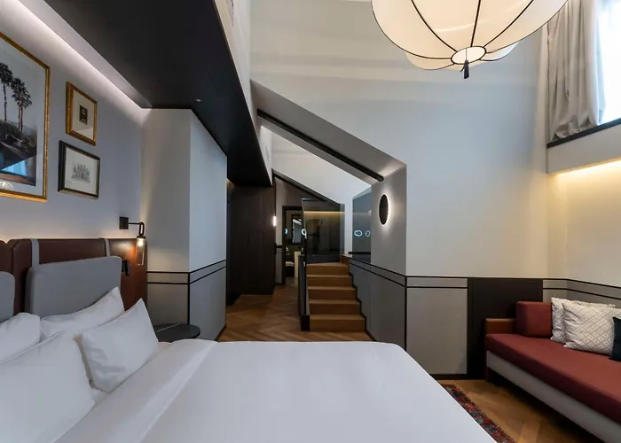 Otel Palazzo Touring Club Milan, A Radisson Collection Milano