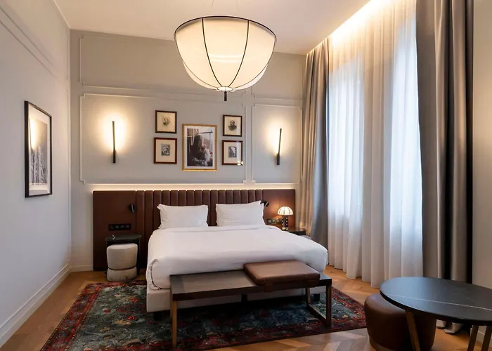 Otel Palazzo Touring Club Milan, A Radisson Collection