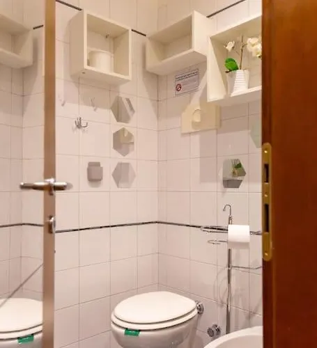 Διαμέρισμα Porta Nuova Moscova: Cozy Near Duomo!