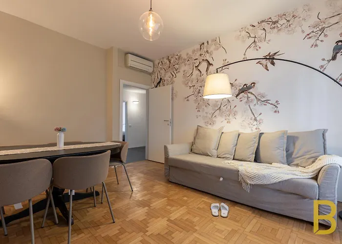 Apartment Beplace In Fiera Milan