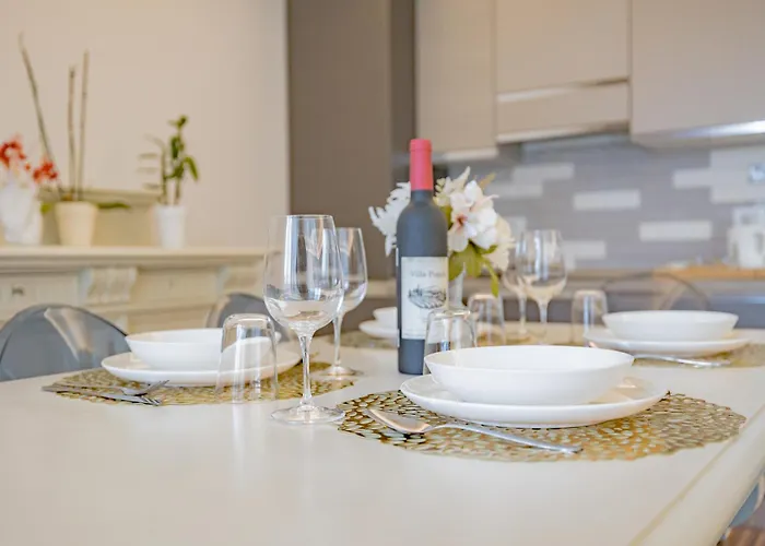 Apartment Elegance - Wi-fi Ultra Fast, Near Station *