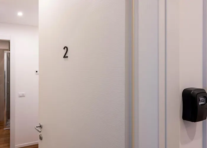 Bnbutler - Inbrera - Giulianova, 1 Konukevi Milano