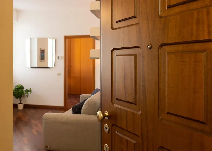 Urban Retreat - Isola District Appartamento