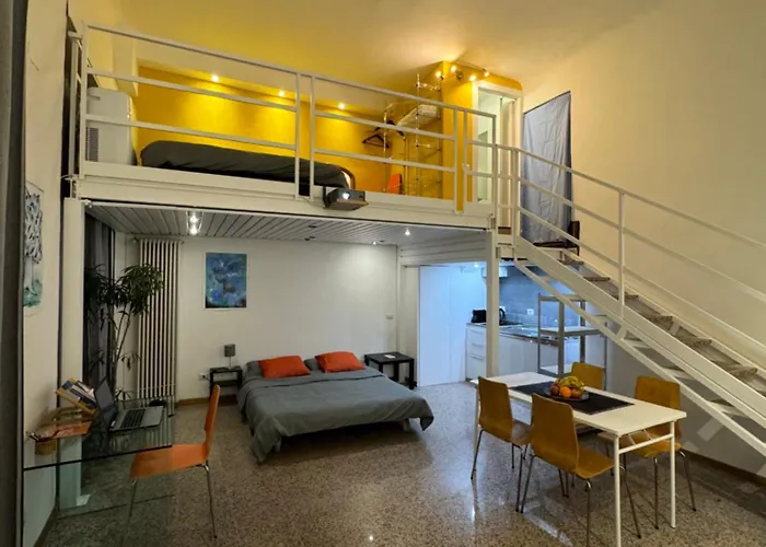 アパート Spazio Susa - Loft Vicino Alla Stazione M4 - Susa