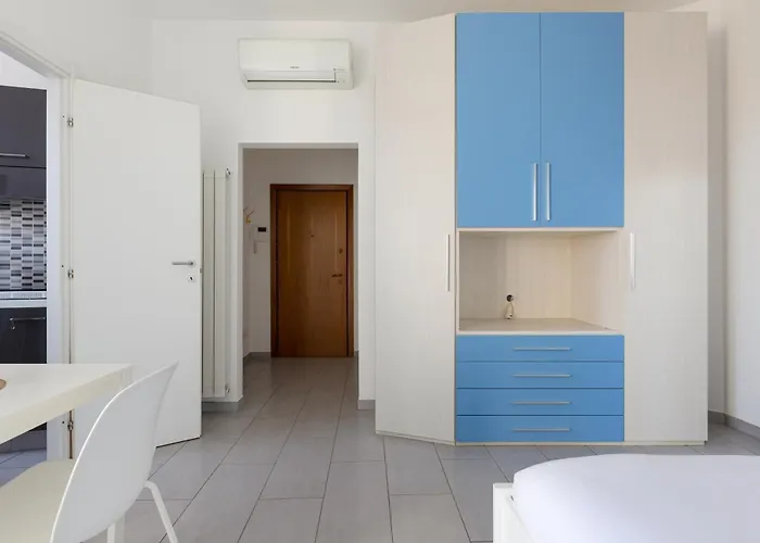 Guesthost - Bande Nere Mm1 With Balcony * Mediolan