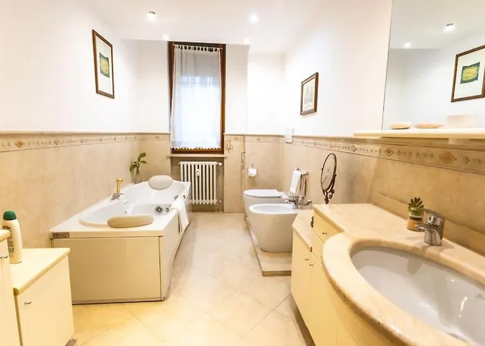 Ampia Oasi A Porta Venezia: Casa In Centro 公寓