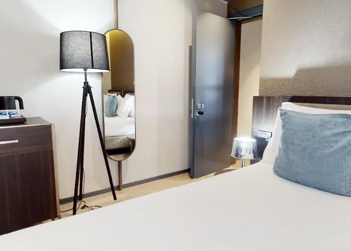 Otel Vitruvio 3*