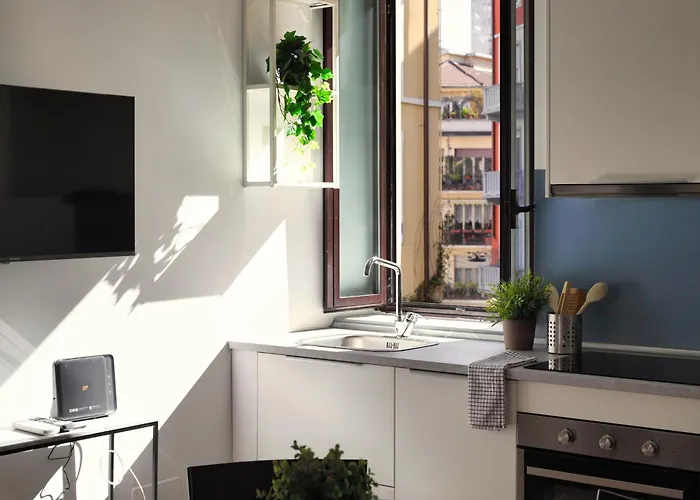Daire Just Urban - Sunny 2br Flat In The Heart Of - M2 And M4 Metro Milano