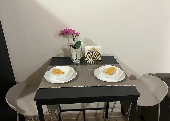 Апартаменты Mambo House *