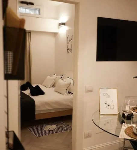 Casa Navigli Milan