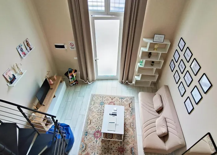 Yr Bocconi- Modern Loft, 3 Min Walk To Duomo Tram Casa de Férias