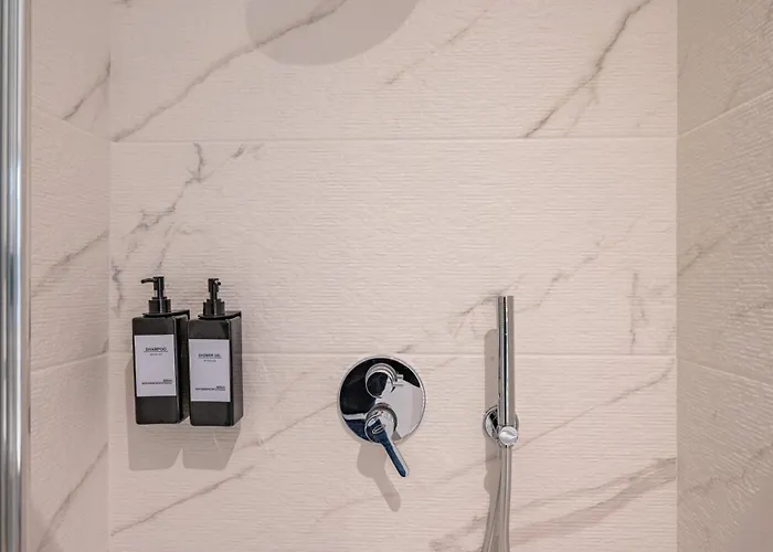 Apartment Binario Verticale *