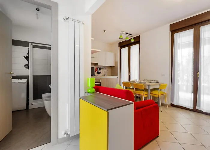 Corsica Huge Terrace Flats Milano