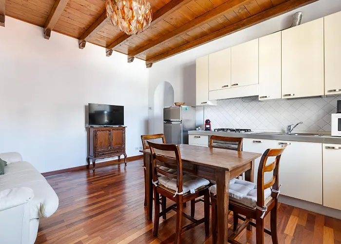 Porta Romana M3- Cosy Apartamento *