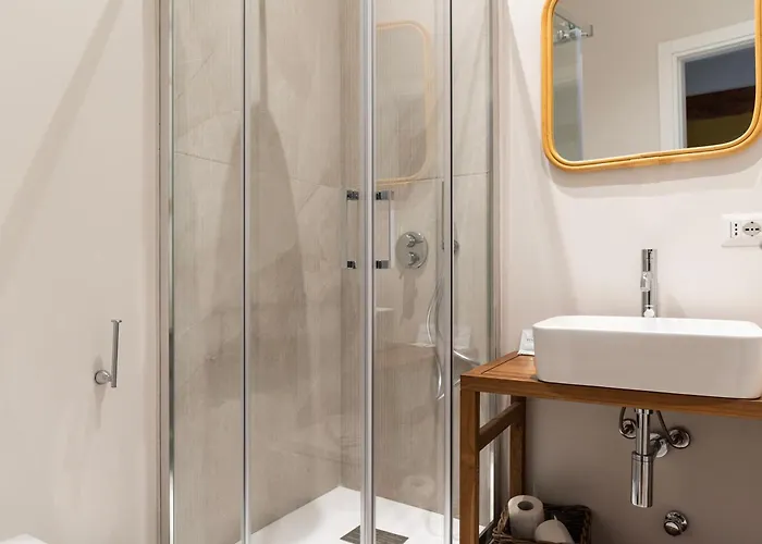 Youhosty - Ticinese 2 Appartement