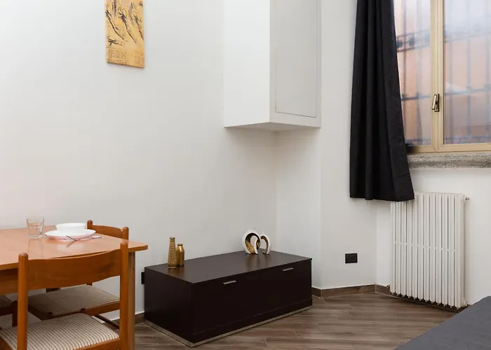 Watt House Apartment