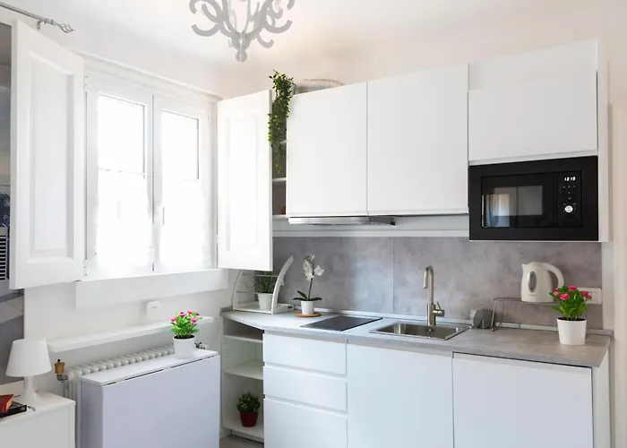 Apartmán Commenda White *