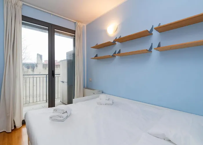 Apartament Xenia - Spacious Three-room 10 Min From Linate *