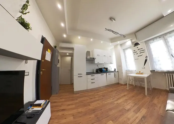 N&ghomesweethome Canova Accogliente - Affari Апартаменты