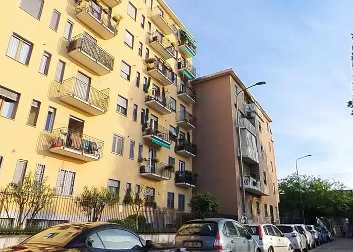 Апартаменты N&ghomesweethome Canova Accogliente - Affari