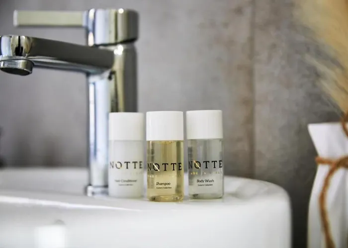 Apartamento Luxury Fieramilano-duomo Wifi&netflix Milão