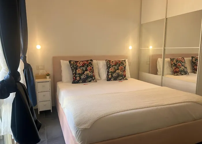 Regina In Melegnano - Wifi, Breakfast Box And Terrace Apartamento *