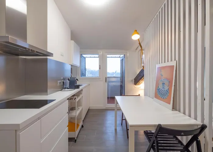 Xenia - Elegant Penthouse In Fiera Area