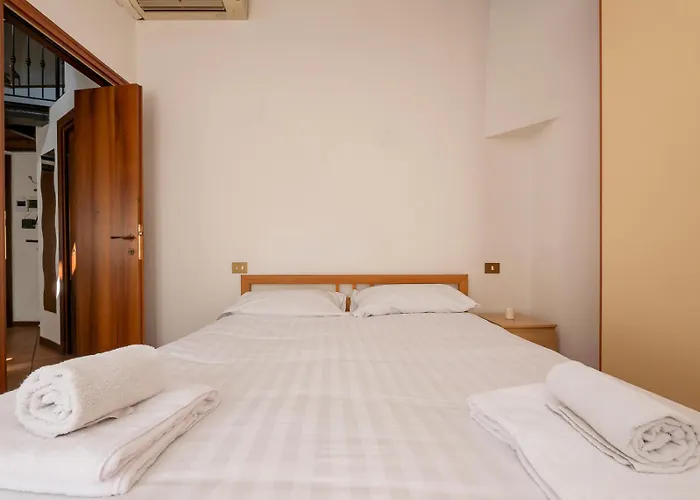 Youhosty - Porta Romana M3 * Milaan