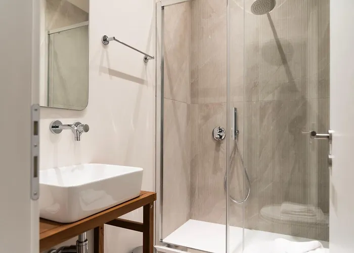 Youhosty - Ticinese 3 *