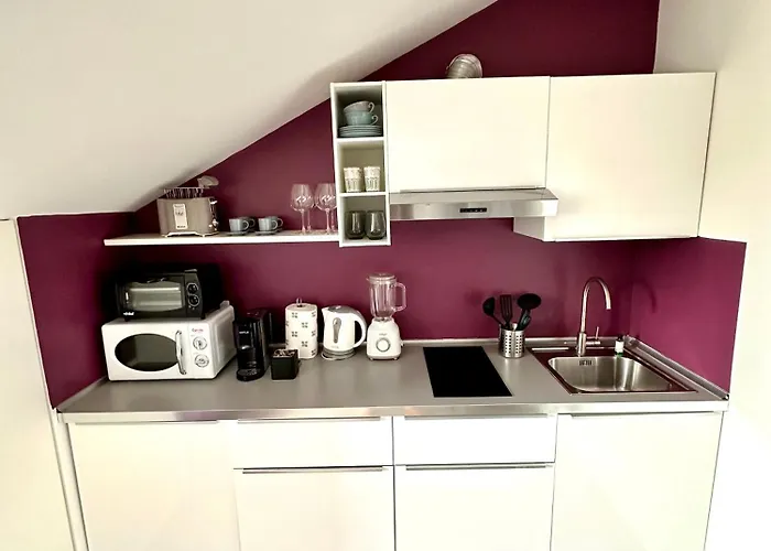 Purple House - Garibaldi Fs Lejlighed