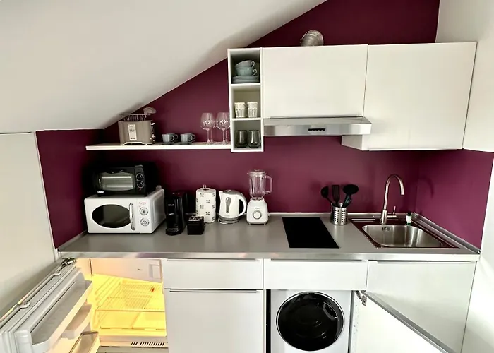 Purple House - Garibaldi Fs * Milano