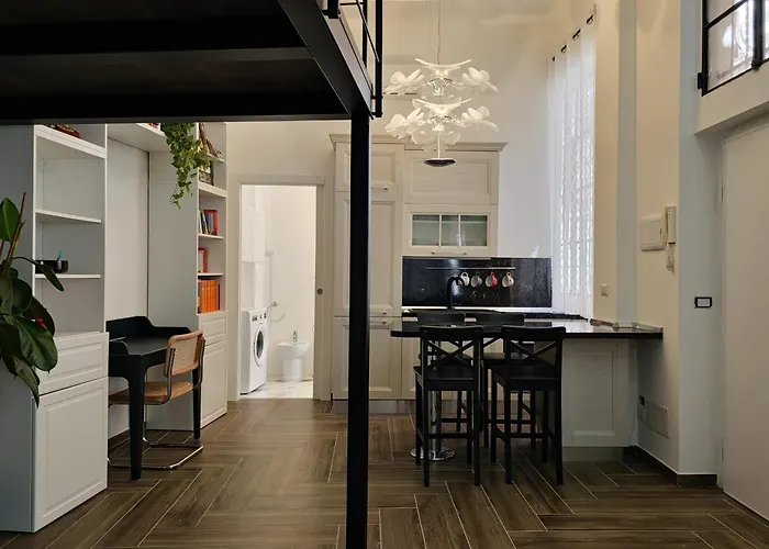 Stylish Duplex In The Heart Of - Navigli Bocconi Apartman Milánó