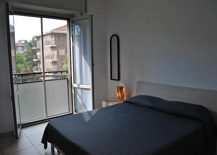 Portello Flat With Balcony Apartman *
